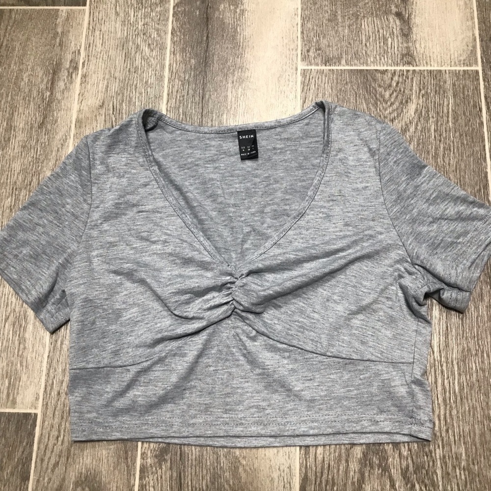 **3/$15** Gray V-neck Short Sleeve Crop Top